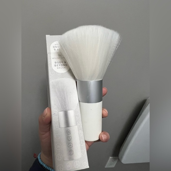 Intelligent Nutrients IN Body & Beyond Brush Brand New - Picture 4 of 7